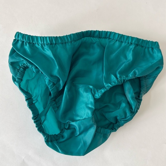 Special Occasion Dress Size 6-12 months. Like new condition. - Picture 3 of 8